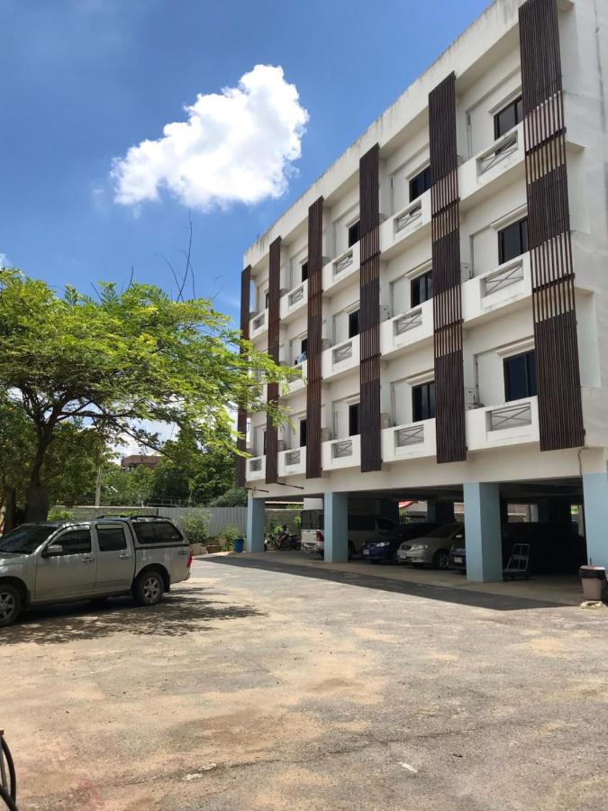 Vatchara Northgate Hotel Nakhon Sawan Εξωτερικό φωτογραφία