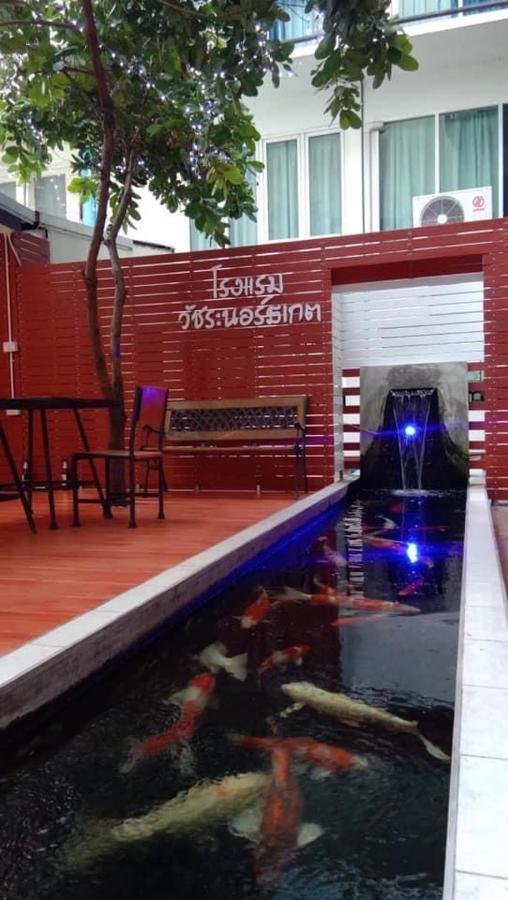 Vatchara Northgate Hotel Nakhon Sawan Εξωτερικό φωτογραφία