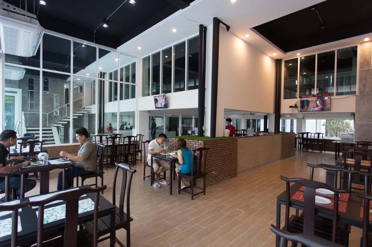 Vatchara Northgate Hotel Nakhon Sawan Εξωτερικό φωτογραφία