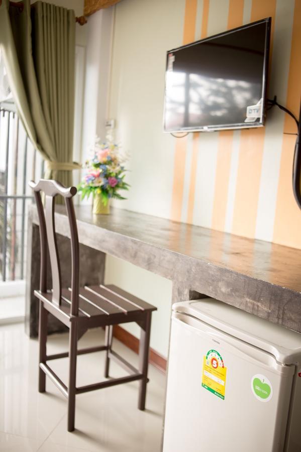 Vatchara Northgate Hotel Nakhon Sawan Εξωτερικό φωτογραφία